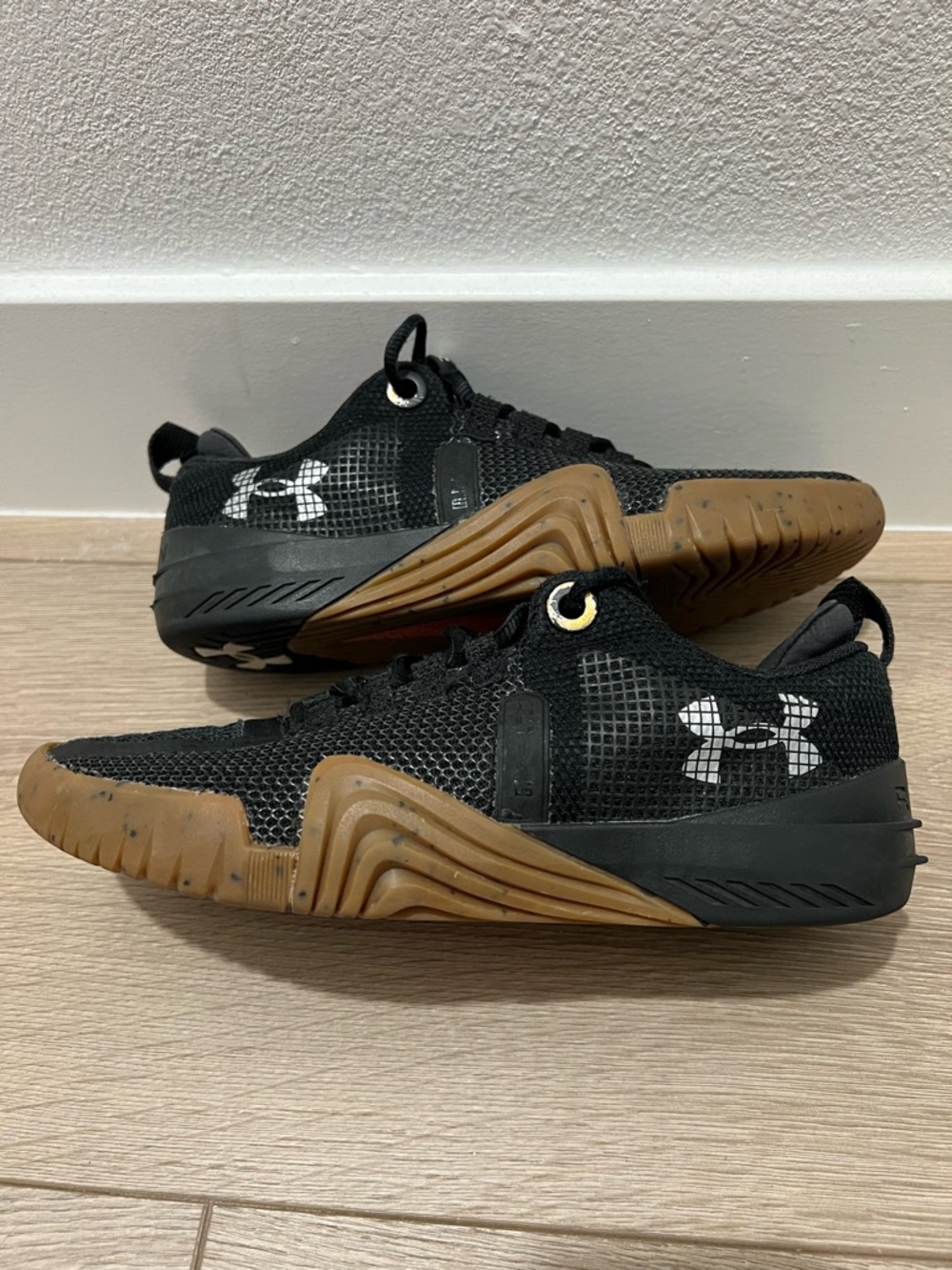 Men's Sneakers & Athletic Shoes Under Armour TriBase Reign 6 Black Size 8